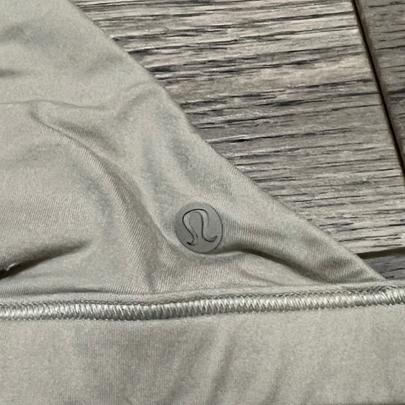 NWT Lululemon Wundermost Triangle Bralette A-D Cups Size 8 Nomad - Picture 4 of 4